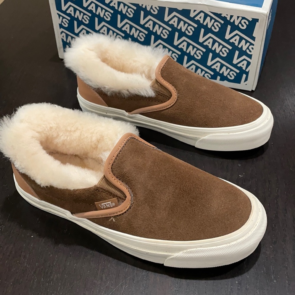 Vans Og Classic Slip-On Suede Shearling (EUC in Box)